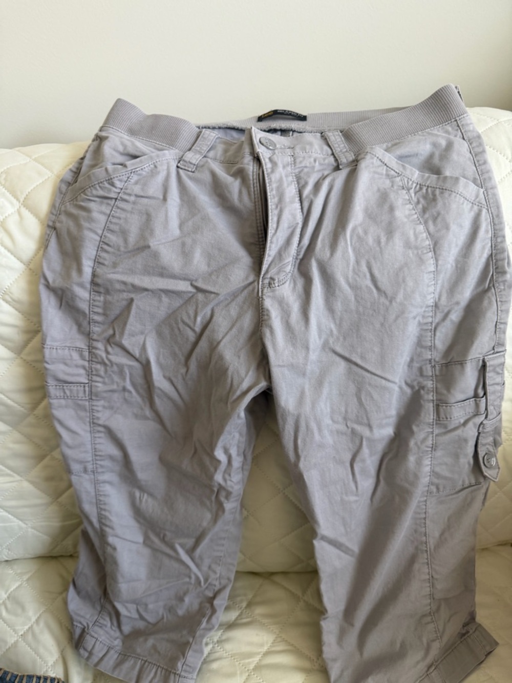 Lee Women's Cargo Capris in Light Gray